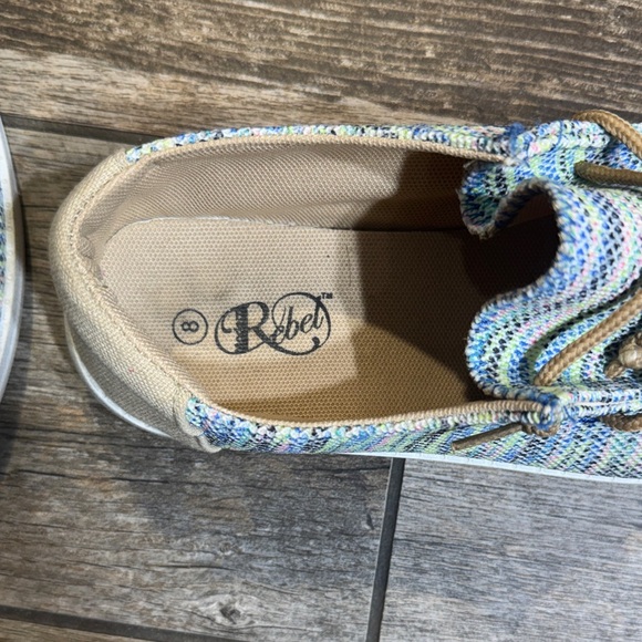 Stylish Multicolor Women's Slippers - Picture 5 of 5